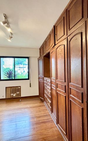 Apartamento para alugar com 180m², 4 quartos e 1 vaga Apartamento para alugar com 180m², 4 quartos e 1 vagaSuíte