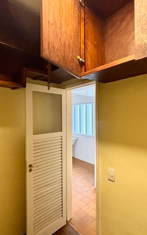 Apartamento para alugar com 180m², 4 quartos e 1 vaga Apartamento para alugar com 180m², 4 quartos e 1 vagaQuarto de Serviço 1