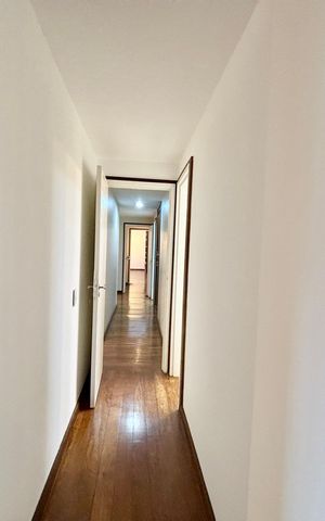 Apartamento para alugar com 180m², 4 quartos e 1 vaga Apartamento para alugar com 180m², 4 quartos e 1 vagaSuíte