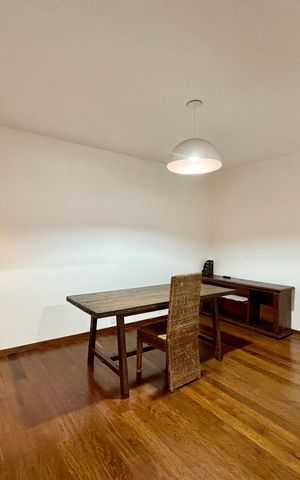Apartamento para alugar com 180m², 4 quartos e 1 vaga Apartamento para alugar com 180m², 4 quartos e 1 vagaSala de jantar