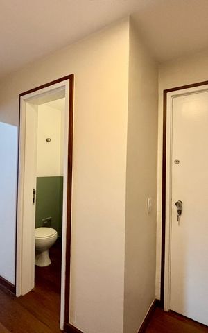 Apartamento para alugar com 180m², 4 quartos e 1 vaga Apartamento para alugar com 180m², 4 quartos e 1 vagaHall de entrada