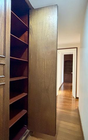 Apartamento para alugar com 180m², 4 quartos e 1 vaga Apartamento para alugar com 180m², 4 quartos e 1 vagaQuarto 2