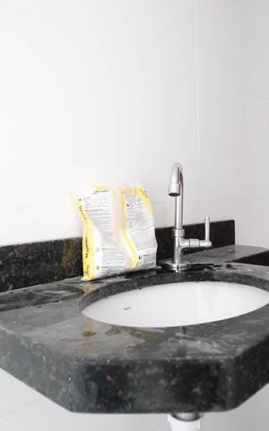 Apartamento à venda com 56m², 2 quartos e sem vagaBanheiro da Suíte 