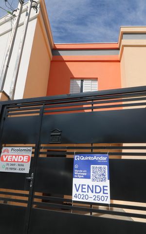 Casa à venda com 55m², 2 quartos e 1 vagaFachada 