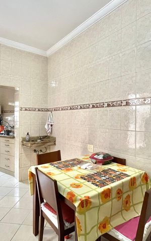 Casa à venda com 180m², 3 quartos e 2 vagasCozinha