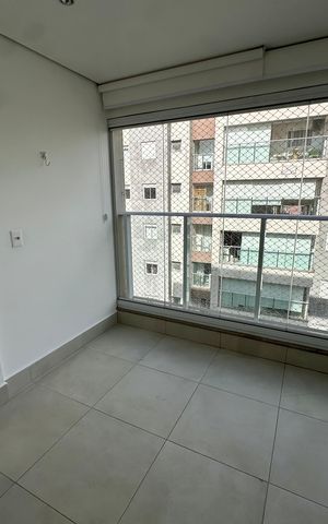 Apartamento para alugar com 64m², 2 quartos e 1 vaga Apartamento para alugar com 64m², 2 quartos e 1 vagaVaranda