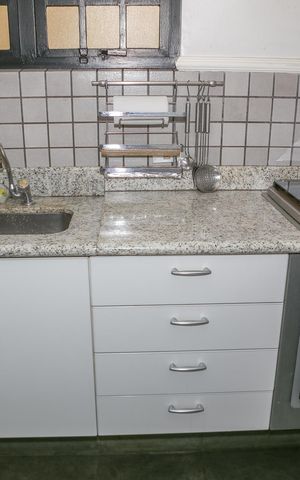 Casa à venda com 239m², 3 quartos e 3 vagas Casa à venda com 239m², 3 quartos e 3 vagasÁrea de Serviço