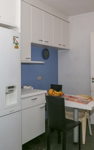 Casa à venda com 239m², 3 quartos e 3 vagas Casa à venda com 239m², 3 quartos e 3 vagasCozinha