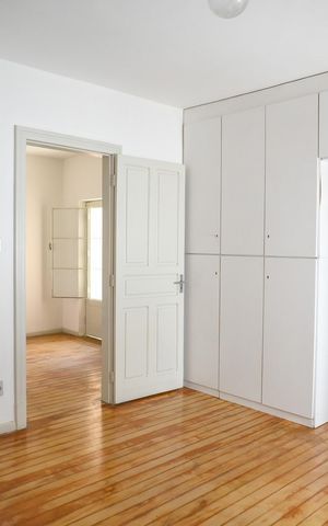Casa à venda com 283m², 4 quartos e 4 vagasSuíte