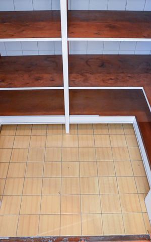 Casa à venda com 283m², 4 quartos e 4 vagasDespensa