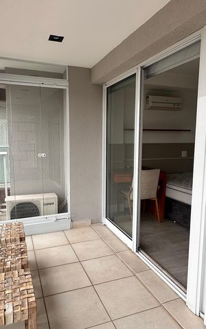Apartamento à venda com 49m², 1 quarto e 1 vaga Apartamento à venda com 49m², 1 quarto e 1 vagaVaranda da Sala/cozinha