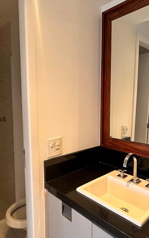 Apartamento à venda com 49m², 1 quarto e 1 vaga Apartamento à venda com 49m², 1 quarto e 1 vagaBanheiro social