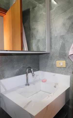 Casa à venda com 109m², 3 quartos e 2 vagasBanheiro da suíte