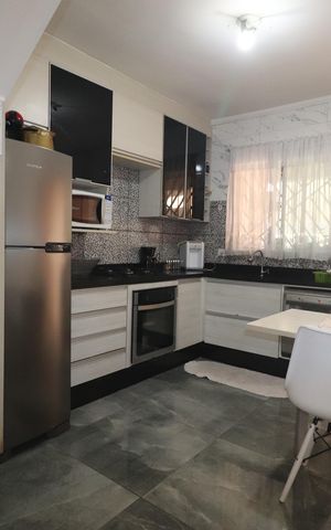 Casa à venda com 109m², 3 quartos e 2 vagasCozinha