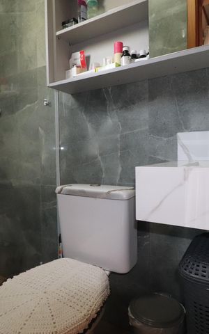 Casa à venda com 109m², 3 quartos e 2 vagasBanheiro da suíte