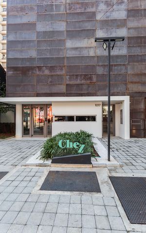 Apartamento para alugar com 71m², 2 quartos e 1 vagaFachada