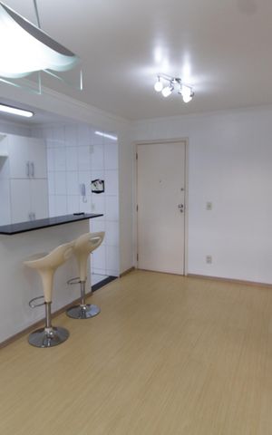 Apartamento à venda com 154m², 3 quartos e 2 vagas Apartamento à venda com 154m², 3 quartos e 2 vagasSala