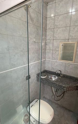 Casa à venda com 260m², 3 quartos e 3 vagas Casa à venda com 260m², 3 quartos e 3 vagasBanheiro da Suíte 1