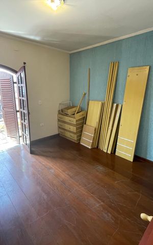 Casa à venda com 260m², 3 quartos e 3 vagas Casa à venda com 260m², 3 quartos e 3 vagas Suíte 2