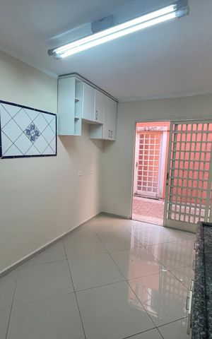 Casa à venda com 260m², 3 quartos e 3 vagas Casa à venda com 260m², 3 quartos e 3 vagasCozinha
