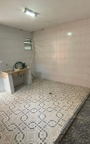 Casa à venda com 260m², 3 quartos e 3 vagas Casa à venda com 260m², 3 quartos e 3 vagasÁrea de Serviço