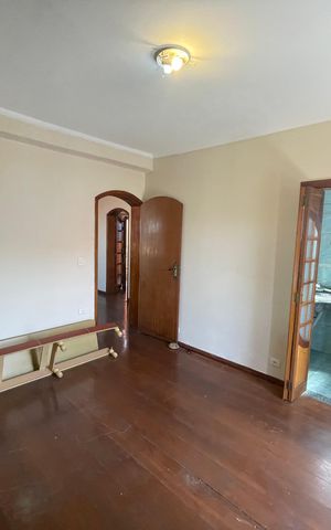 Casa à venda com 260m², 3 quartos e 3 vagas Casa à venda com 260m², 3 quartos e 3 vagas Suíte 2