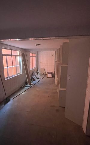 Casa à venda com 260m², 3 quartos e 3 vagas Casa à venda com 260m², 3 quartos e 3 vagasPorão