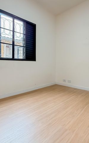 Casa à venda com 100m², 3 quartos e 1 vaga Casa à venda com 100m², 3 quartos e 1 vagaSuíte