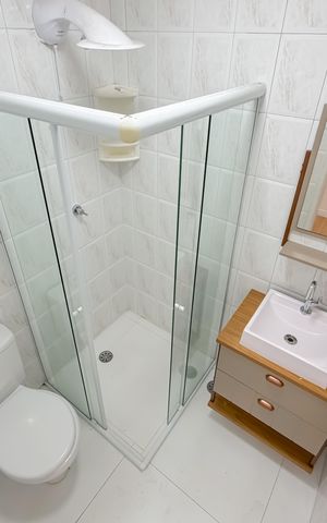 Casa à venda com 100m², 3 quartos e 1 vaga Casa à venda com 100m², 3 quartos e 1 vagaBanheiro Social