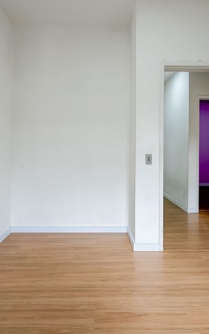 Casa à venda com 100m², 3 quartos e 1 vaga Casa à venda com 100m², 3 quartos e 1 vagaQuarto 1