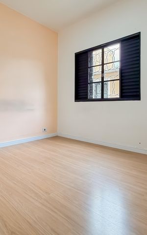 Casa à venda com 100m², 3 quartos e 1 vaga Casa à venda com 100m², 3 quartos e 1 vagaSuíte