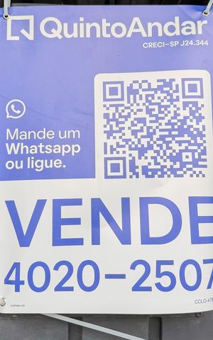 Casa à venda com 100m², 3 quartos e 1 vaga Casa à venda com 100m², 3 quartos e 1 vagaPlaquinha