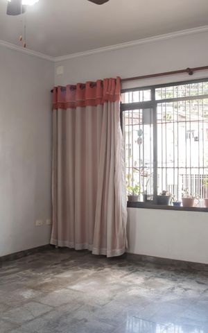Casa à venda com 150m², 3 quartos e 4 vagasSala