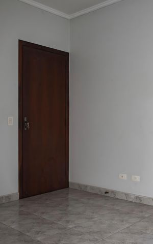 Casa à venda com 150m², 3 quartos e 4 vagasSuíte