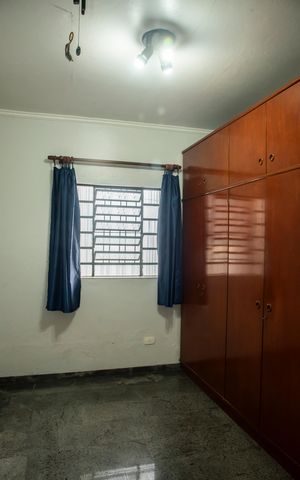 Casa à venda com 150m², 3 quartos e 4 vagasQuarto 2