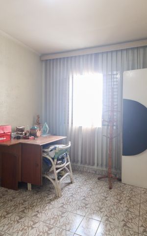 Casa à venda com 225m², 3 quartos e 4 vagas Casa à venda com 225m², 3 quartos e 4 vagasQuarto 2