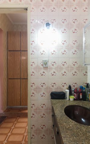 Casa à venda com 225m², 3 quartos e 4 vagas Casa à venda com 225m², 3 quartos e 4 vagasBanheiro 1