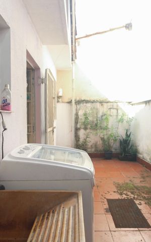 Casa à venda com 225m², 3 quartos e 4 vagas Casa à venda com 225m², 3 quartos e 4 vagasÁrea de Serviço