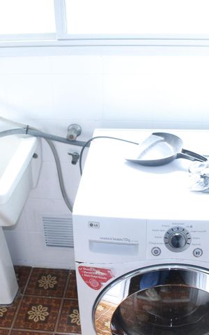 Apartamento para alugar com 70m², 2 quartos e 1 vagaÁrea de serviço