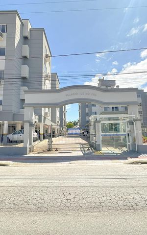 Apartamento para alugar com 53m², 2 quartos e 1 vagaFachada