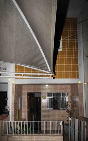 Casa para alugar com 105m², 2 quartos e 1 vaga Casa para alugar com 105m², 2 quartos e 1 vagaFachada
