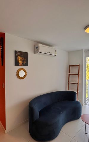 Apartamento para alugar com 69m², 2 quartos e 1 vaga Apartamento para alugar com 69m², 2 quartos e 1 vagaSala
