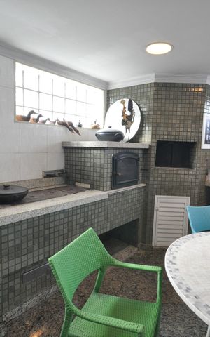 Casa para alugar com 800m², 3 quartos e 4 vagasChurrasqueira