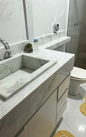 Apartamento à venda com 144m², 3 quartos e 3 vagas Apartamento à venda com 144m², 3 quartos e 3 vagasBanheiro da Suíte