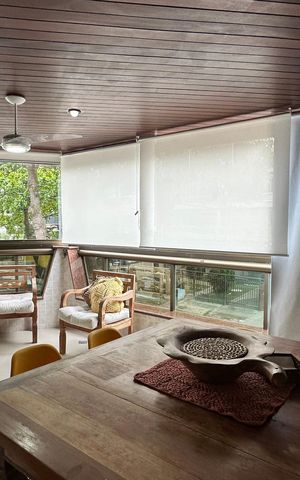 Apartamento à venda com 144m², 3 quartos e 3 vagas Apartamento à venda com 144m², 3 quartos e 3 vagasVaranda