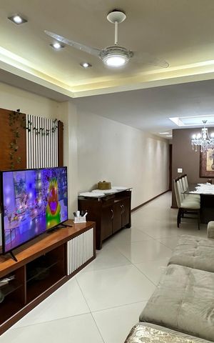 Apartamento à venda com 144m², 3 quartos e 3 vagas Apartamento à venda com 144m², 3 quartos e 3 vagasSala