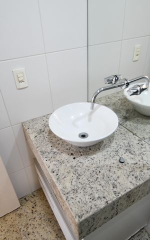 Apartamento para alugar com 63m², 2 quartos e 2 vagasBanheiro 2