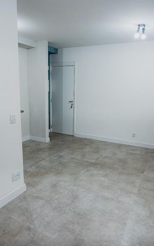 Apartamento à venda com 55m², 2 quartos e 1 vaga Apartamento à venda com 55m², 2 quartos e 1 vagaSala