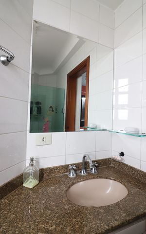Apartamento à venda com 150m², 3 quartos e 2 vagasBanheiro da Suíte 2