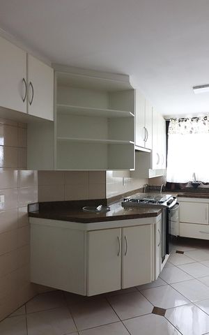 Apartamento à venda com 150m², 3 quartos e 2 vagasCozinha
